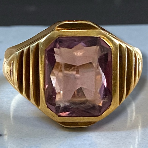 AMAZING 1960’s Estate MENS 14K Gold LARGE Emerald Cut AMETHYST Ring Size 10.25